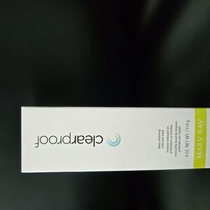 Mary Kay Clearproof Deep-Cleansing Charcoal Mask